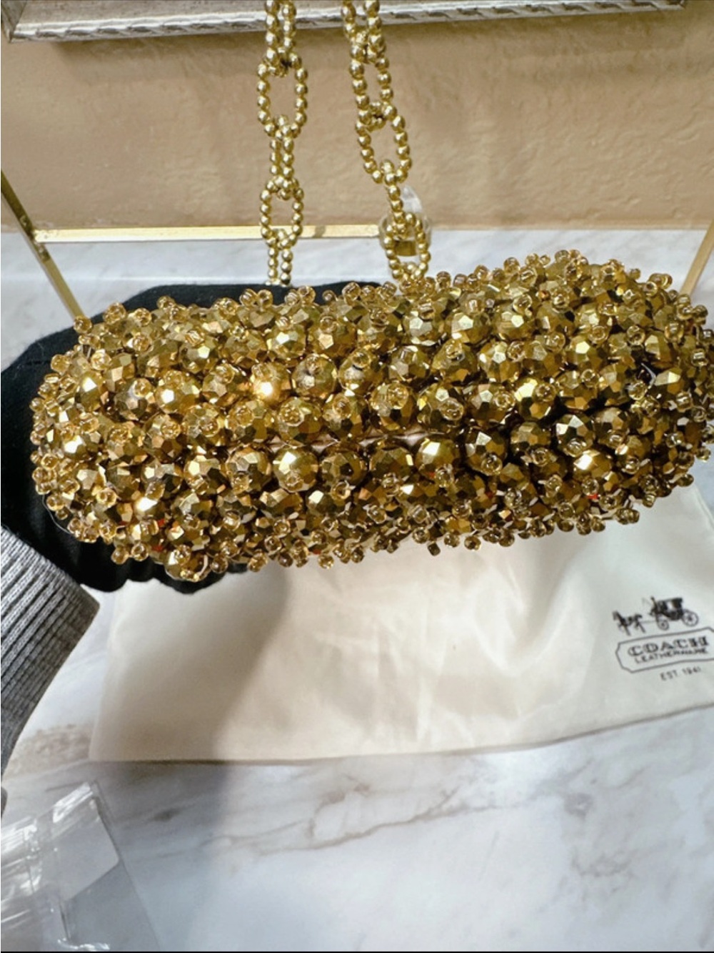 Authentic Coach vintage Gold Beaded Evening Wristlet with Chain Strap - Picture 6 of 16